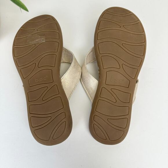 BOC Born Concept Gold‎ Faux Vegan Leather Flip Flop Thong Sandal Comfort Shoe 9M - Picture 8 of 9